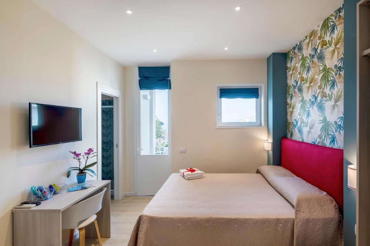 Petra Luxury Sorrento B&B מראה חיצוני תמונה
